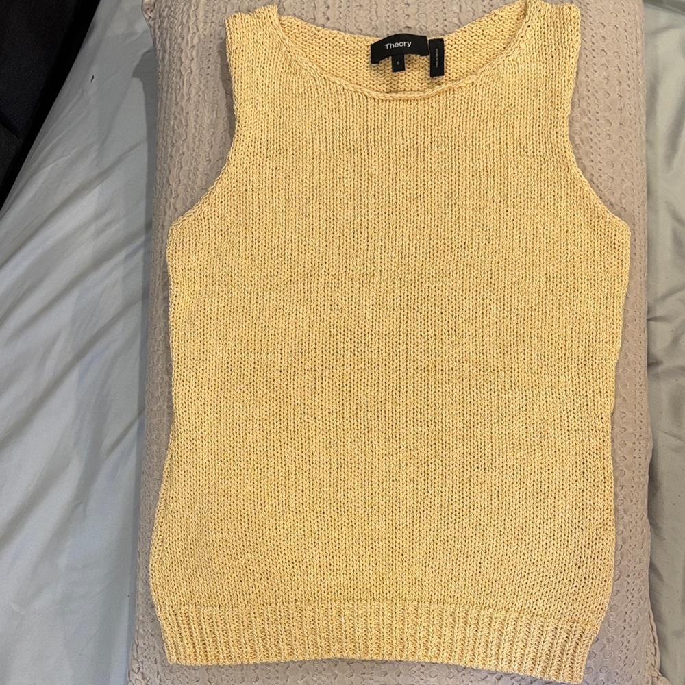 Theory Women's Tan Sleeveless Sweater